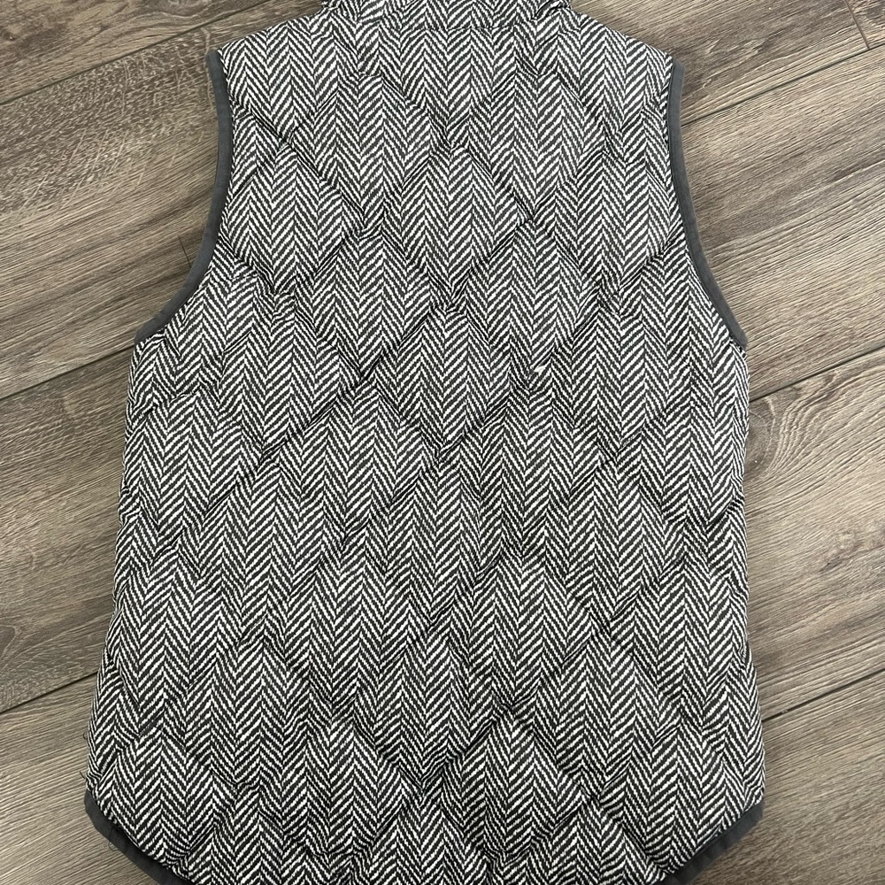 J. Crew Vest Sleeveless Grey Quilted Down Feather Puffer Vest XS Zip - Picture 9 of 10